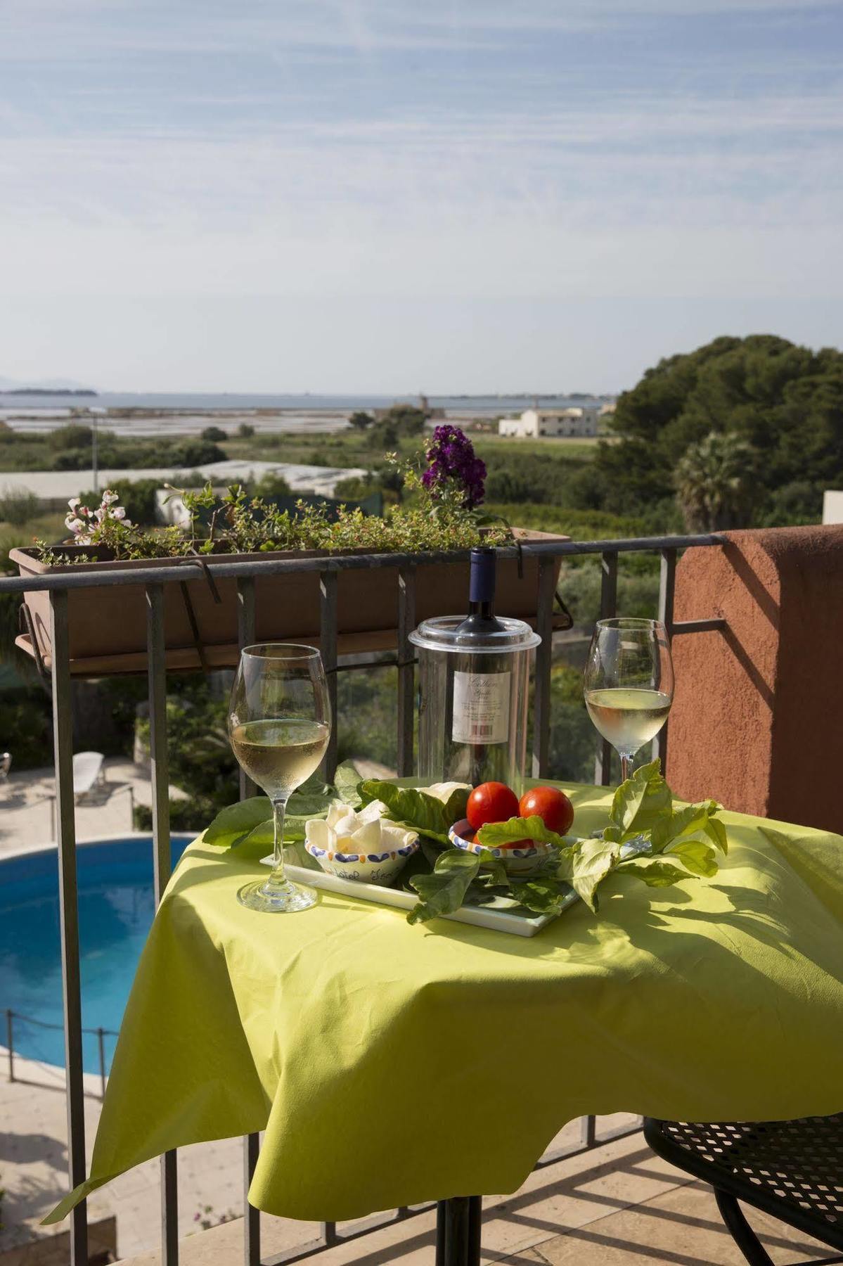 Hotel Isola Di Mozia Marsala Bagian luar foto